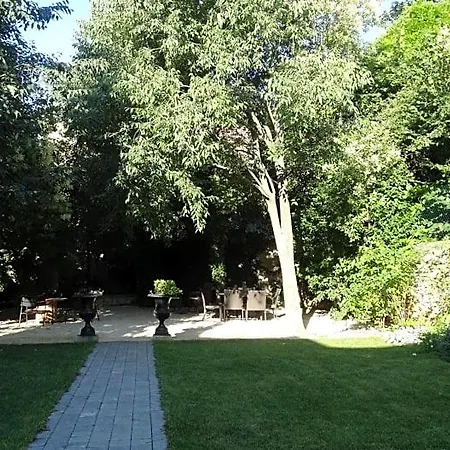 Cote Jardin