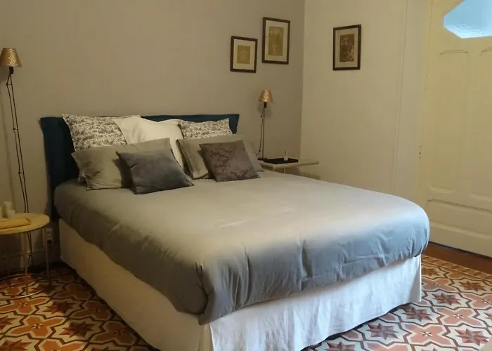 Cote Jardin 3* Nimes